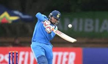 अंडर-19 वर्ल्ड कप: भारत को बांग्लादेश ने किया ऑलआउट, वैभव सूर्यवंशी ने बनाई फ़िफ़्टी