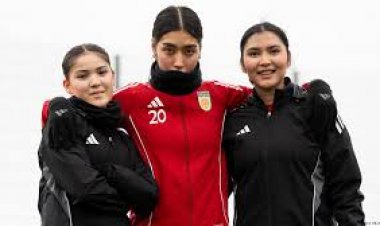 अफगानी फुटबॉलर लड़ रही हैं वजूद और भविष्य की निर्णायक लड़ाई