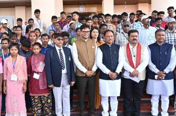 मुख्यधारा में लौटे युवाओं के उज्ज्वल भविष्य के लिए सरकार कर रही सतत प्रयास: मुख्यमंत्री