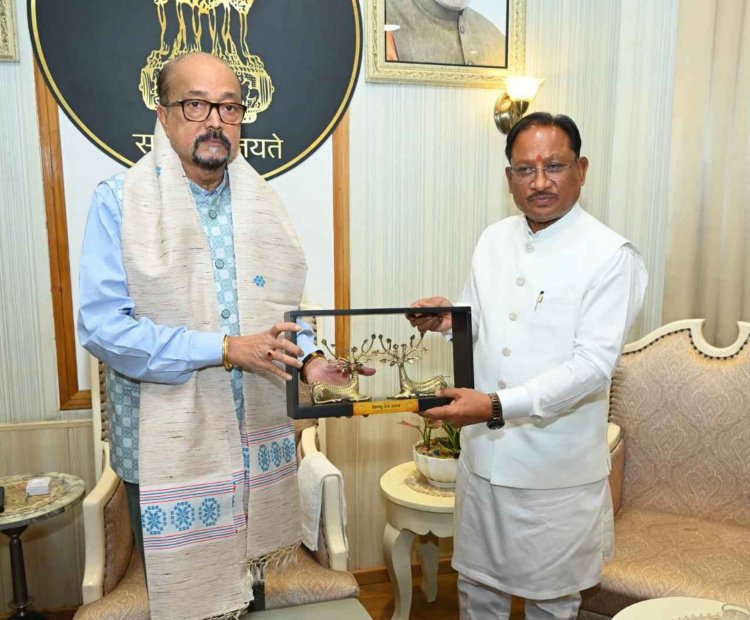 राज्यपाल श्री रमेन डेका के जन्मदिन के अवसर पर मुख्यमंत्री श्री विष्णु देव साय ने उन्हें बधाई और शुभकामनाएं दीं।